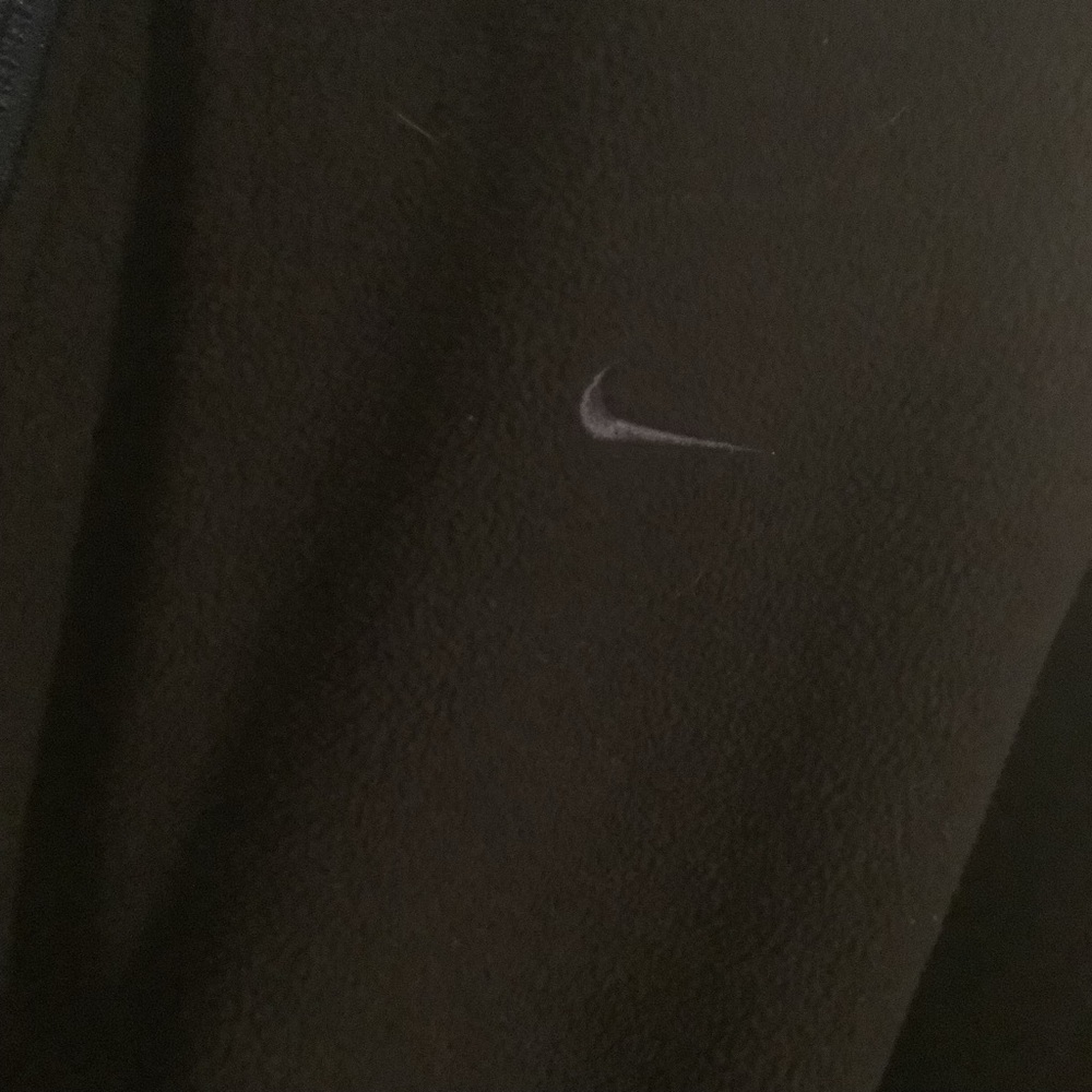 Fleece lined Nike jacket navy on navy logo on chest Size xl to Xxl no tags Cozy - Picture 6 of 9